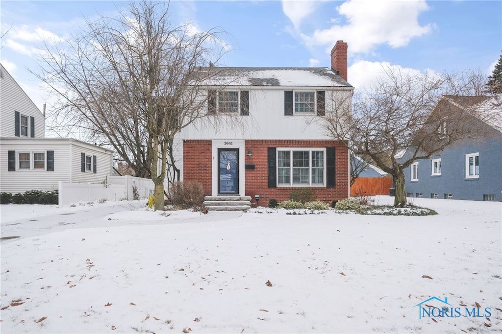 view of front of property