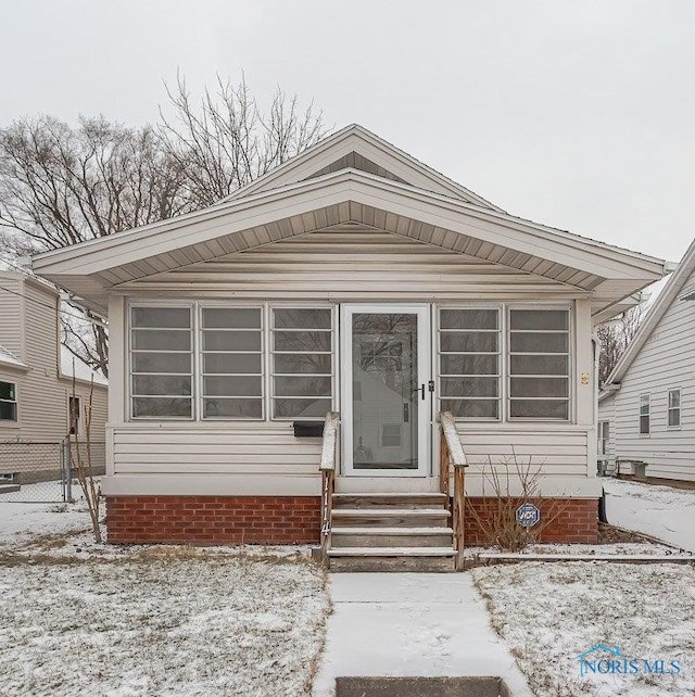 view of front of house