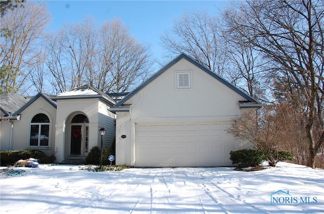 view of front of house featuring a garage