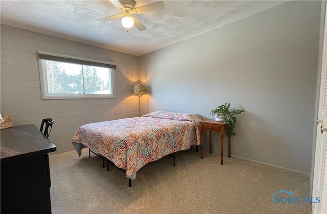 bedroom featuring carpet and ceiling fan