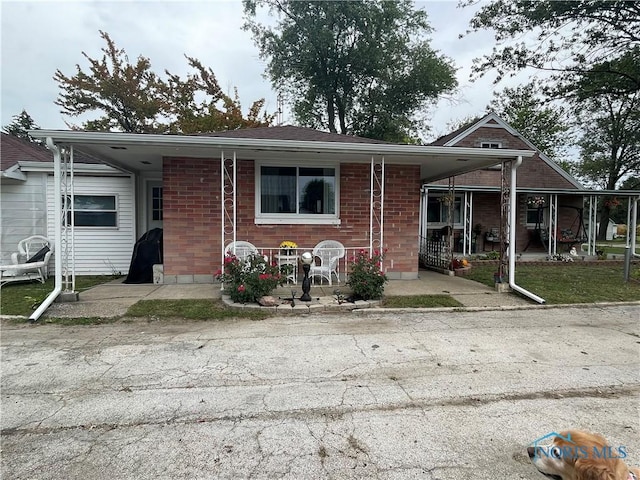 view of front of home