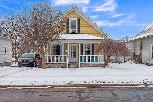 view of front of home with covered porch