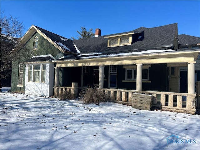 view of front facade with a porch