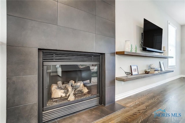 interior details with hardwood / wood-style flooring