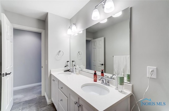 bathroom with vanity