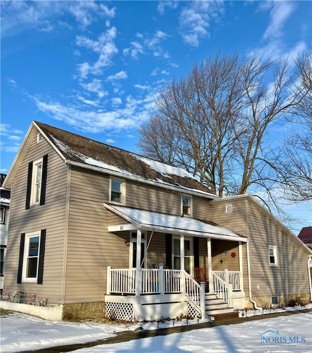 view of front of house featuring a porch