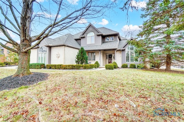 view of front of house with a front yard