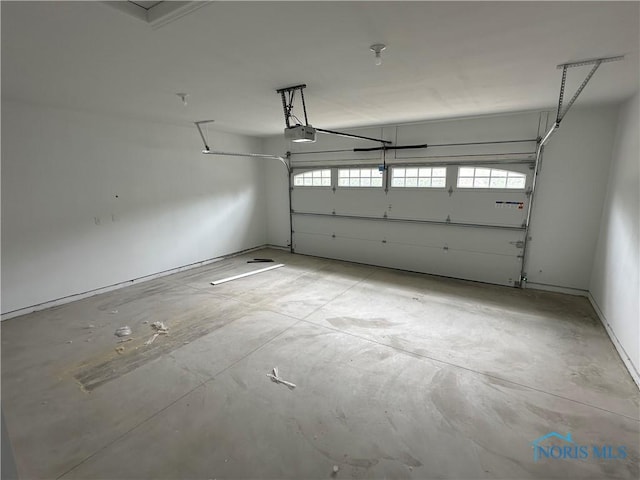2016 Oakside, Toledo, OH 43615 - garage with a garage door opener