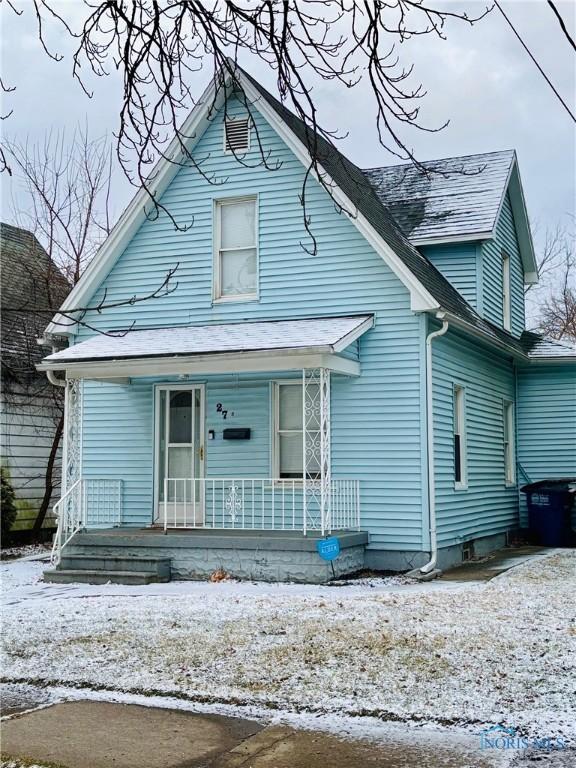 view of front of property with covered porch