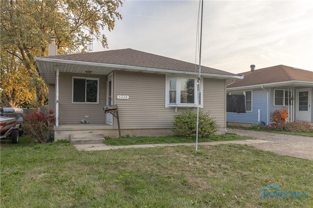 view of front of house with a front yard