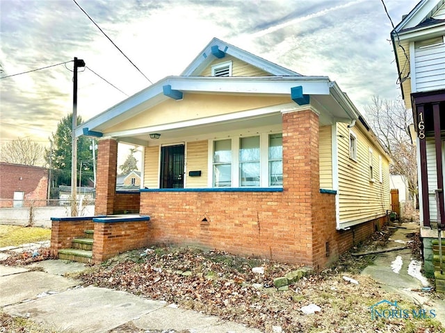 view of front of home featuring a porch