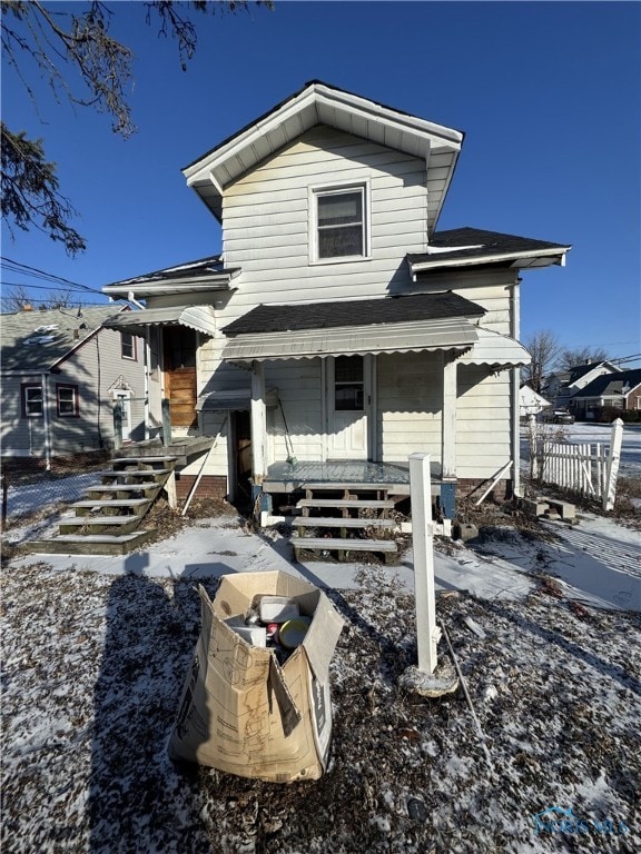 view of front facade with a porch