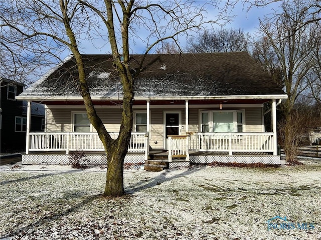 view of front of house with covered porch