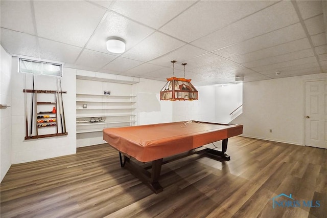 playroom with dark wood-type flooring, pool table, and a drop ceiling