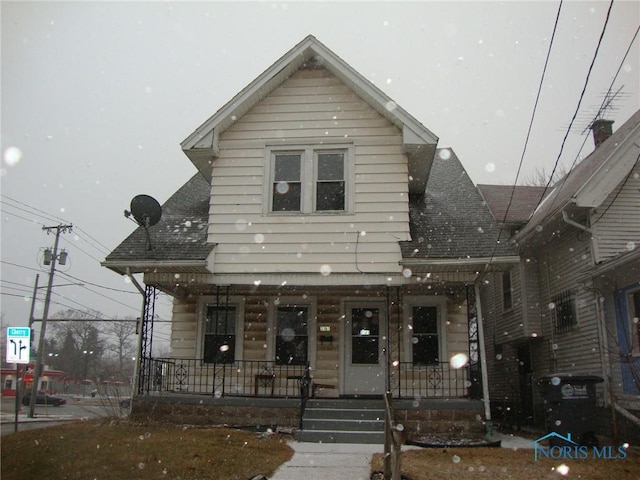 view of front of house with a porch