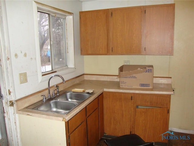 kitchen featuring sink