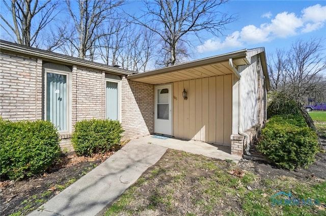 105 Oak Meadows Dr, Bryan, OH 43506 - photo 3