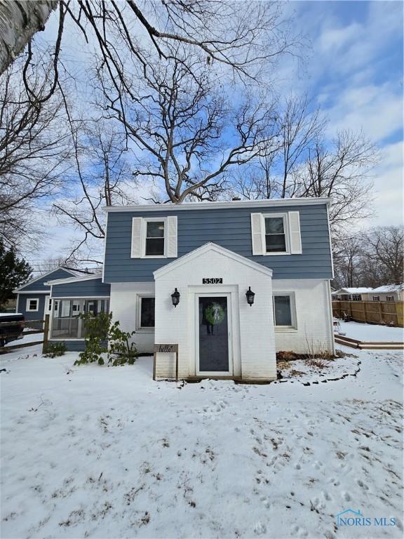 view of front of home