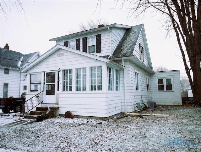 view of front of property featuring central AC