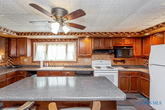 504 N Main St, Bloomdale, OH 44817 - photo 21