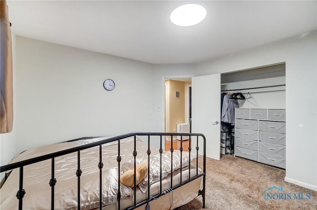 4811 Larkhaven Dr, Toledo, OH 43623 - carpeted bedroom featuring a closet