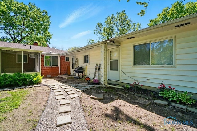 4811 Larkhaven Dr, Toledo, OH 43623 - view of back of property