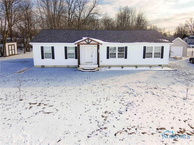 20391 Brown Ln, Weston, OH 43569 - view of front facade featuring an outbuilding and a detached garage