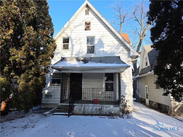 view of front of home featuring a porch