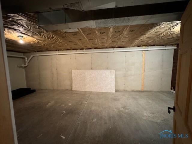 view of unfinished basement