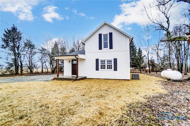 Listing photo 2 for 8609 Township Road 98, Findlay OH 45840