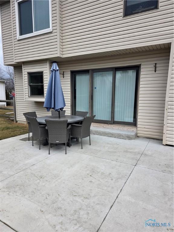 view of patio / terrace with outdoor dining space