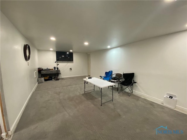 home office with carpet, baseboards, and recessed lighting