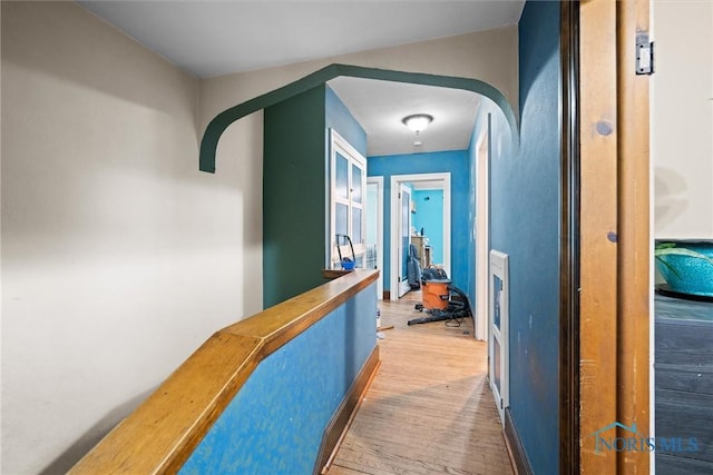 4526 Eastway St, Toledo, OH 43612 - corridor featuring arched walkways and wood finished floors