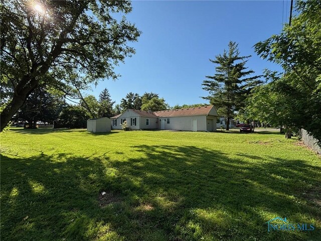 4436 Foxglove Rd, Toledo, OH 43623 - photo 24