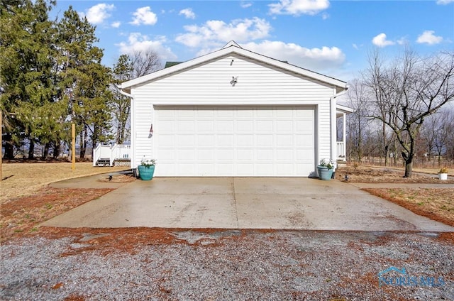 view of detached garage