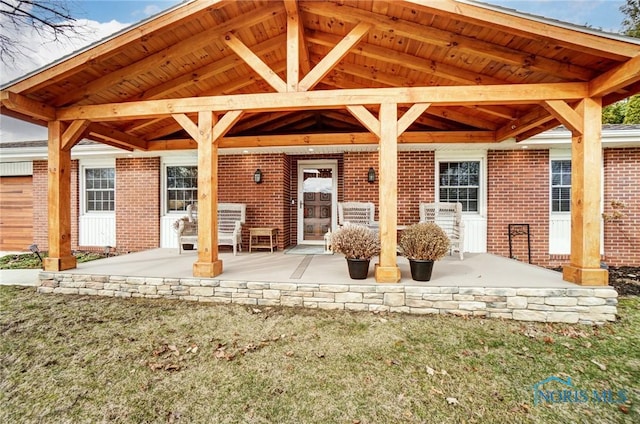 view of patio featuring covered porch