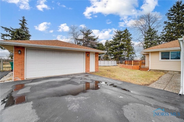 view of detached garage