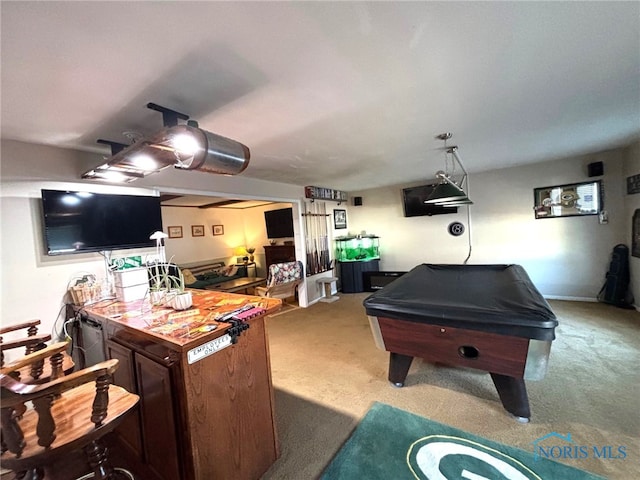 playroom featuring carpet floors and pool table