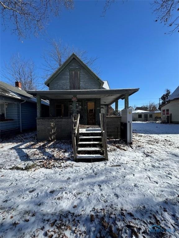 bungalow-style home featuring a porch