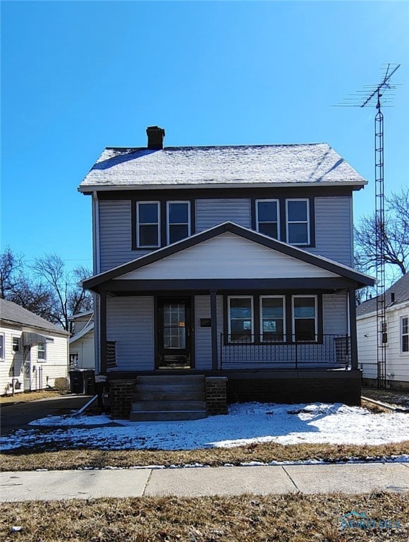 view of front facade with a porch