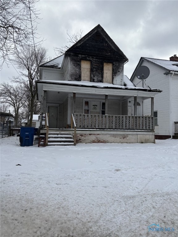 view of front of home with covered porch