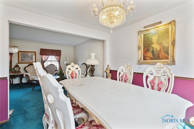 dining space with a notable chandelier, carpet, and crown molding