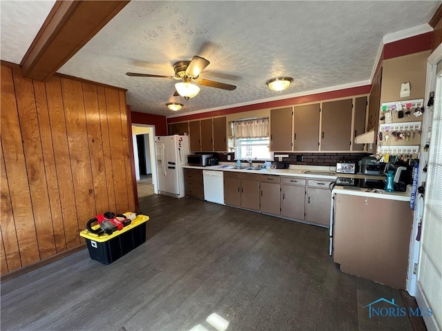 657 N Sandusky St, Tiffin, OH 44883 - photo 8