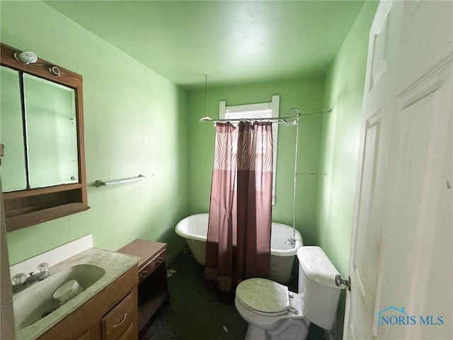 full bath featuring curtained shower, a soaking tub, vanity, and toilet