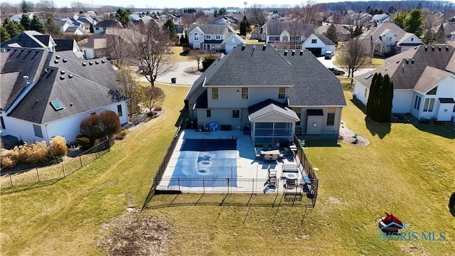 birds eye view of property featuring a residential view