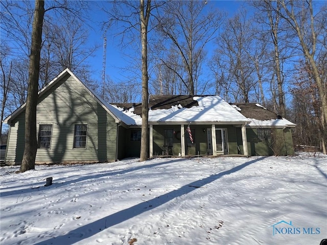 view of front of home featuring covered porch