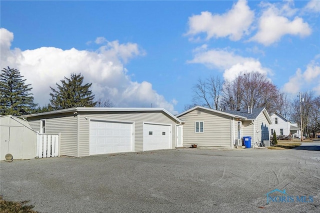 view of detached garage