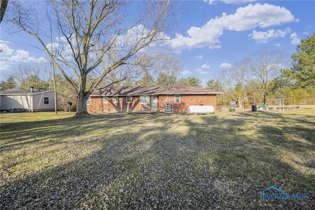 view of yard featuring fence