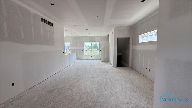 719 W Ironwood Dr, Rossford, OH 43460 - photo 2