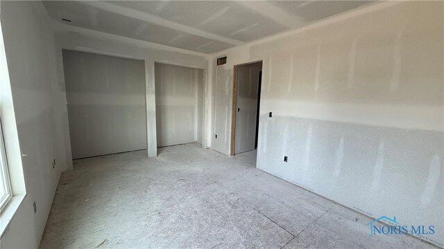 719 W Ironwood Dr, Rossford, OH 43460 - photo 6